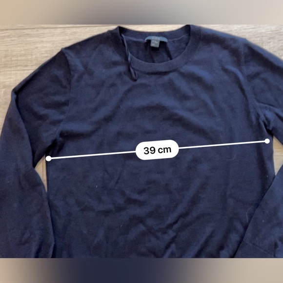 COS 100% Wool Navy Sweater - XS - Picture 3 of 6
